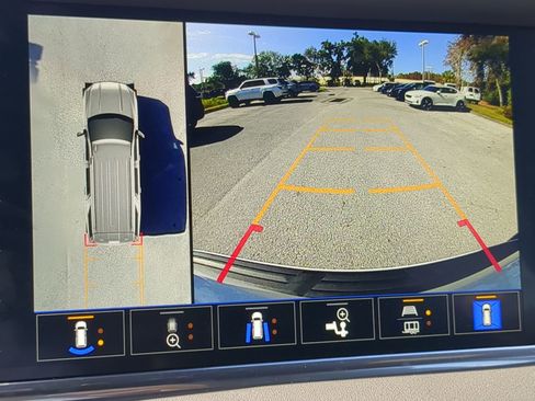 Used 2024 GMC Yukon XL Denali image 53