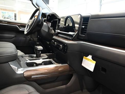 New 2026 Chevrolet Silverado 1500 LT Trail Boss w/ LT Trail Boss Premium Package AWD/4WD image 14