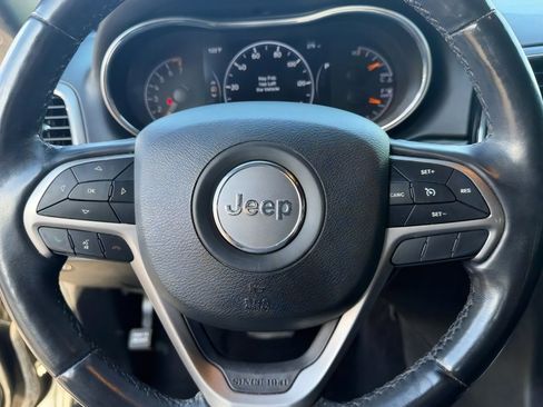 Used 2021 Jeep Grand Cherokee Limited w/ Trailer Tow Group IV AWD/4WD image 33