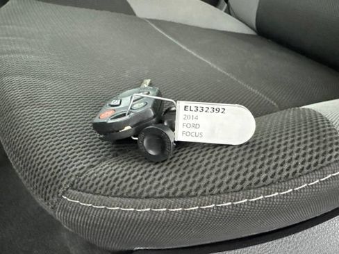 Used 2014 Ford Focus SE FWD image 27