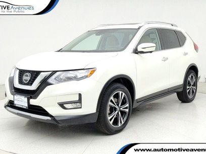 Used 2020 Nissan Rogue SV w/ Sun & Sound Touring Package