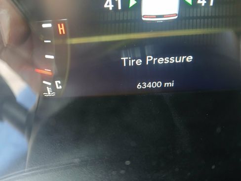 Used 2019 Dodge Challenger SXT w/ Blacktop Package RWD image 12