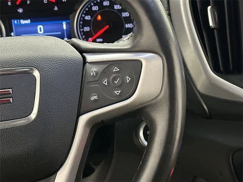 Used 2020 GMC Terrain SLE w/ Driver Convenience Package image 9