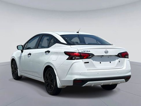 Used 2025 Nissan Versa S w/ Trunk Package FWD image 5