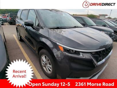 Used 2022 Kia Carnival LX