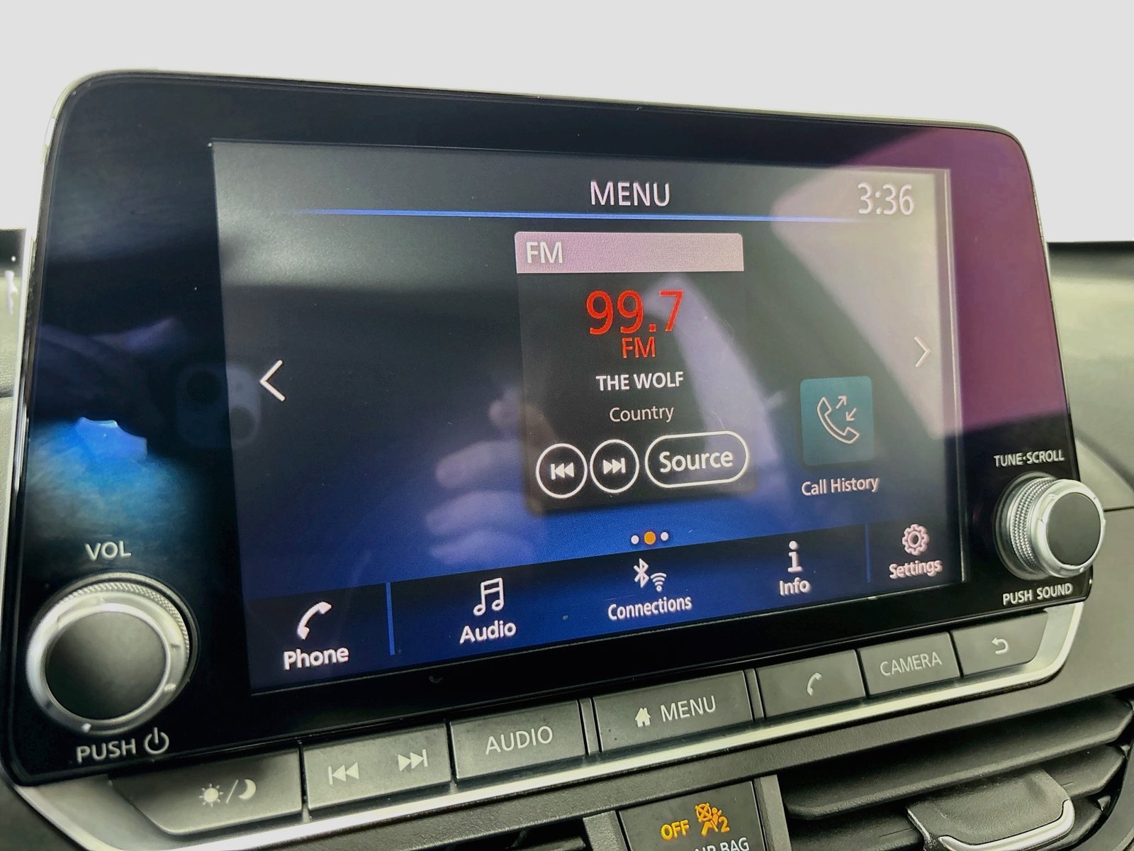 Used 2023 Nissan Altima 2.5 SV FWD image 14
