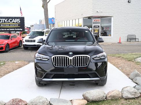 Used 2022 BMW X3 xDrive30i image 2