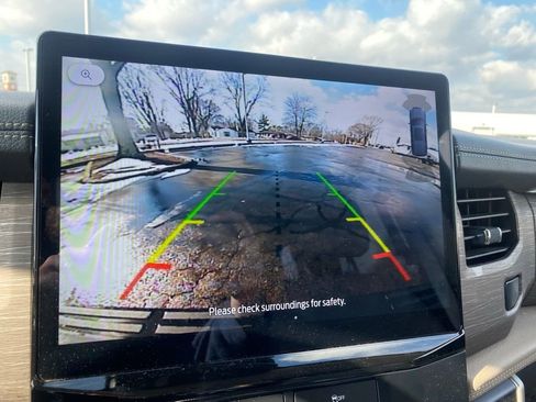 Certified 2024 Ford Expedition Limited image 21