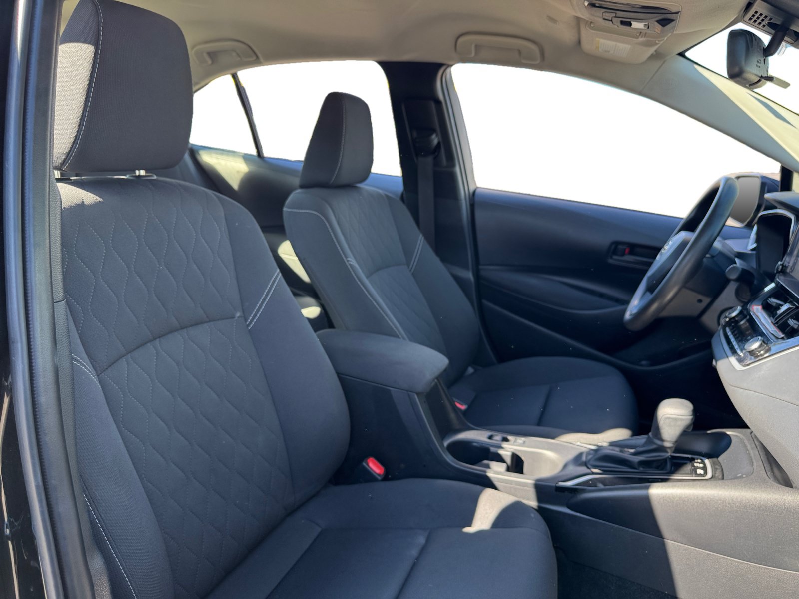 Used 2026 Toyota Corolla LE FWD image 15