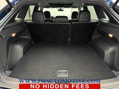 Used 2020 Volkswagen Atlas Cross Sport SE w/ Panoramic Sunroof Package AWD/4WD image 17