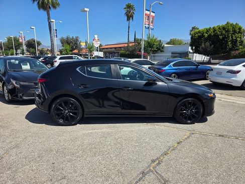 Used 2024 MAZDA MAZDA3 s FWD image 4