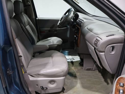 Used 2002 Oldsmobile Silhouette GLS w/ Towing Pkg image 4