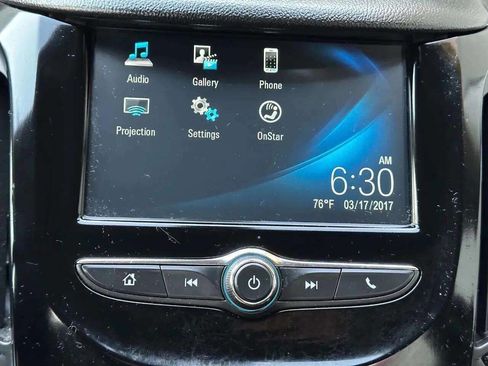 Used 2017 Chevrolet Cruze Premier image 13