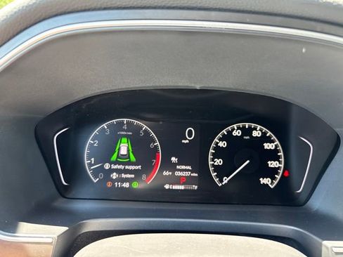 Used 2025 Honda Pilot Touring image 23