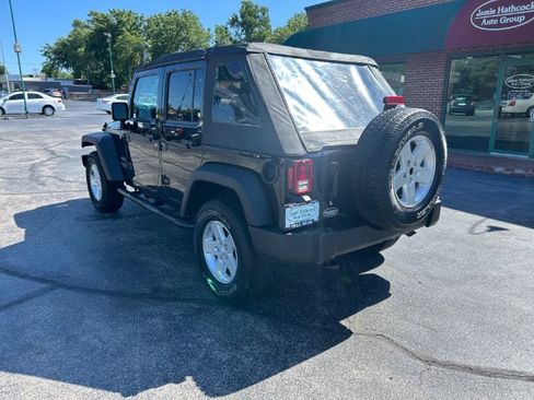 Used 2016 Jeep Wrangler Unlimited Sport w/ Quick Order Package 24S AWD/4WD image 4