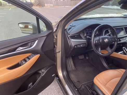 Used 2020 Buick Enclave Essence w/ Sound and Sites Package image 10