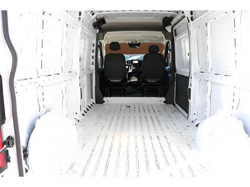 Used 2023 RAM ProMaster 2500 image 21