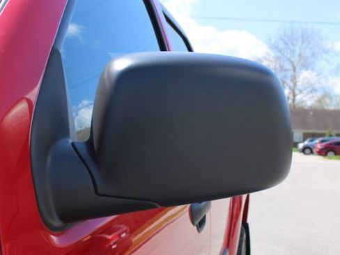 Used 2006 Isuzu i-350 LS image 7