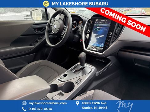 Used 2025 Subaru Crosstrek 2.0i Premium image 14