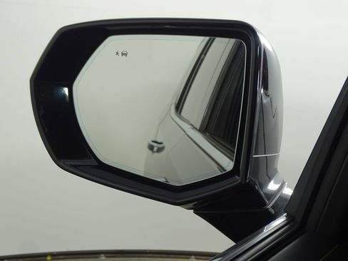 Used 2022 GMC Yukon SLT w/ SLT Luxury Package image 41