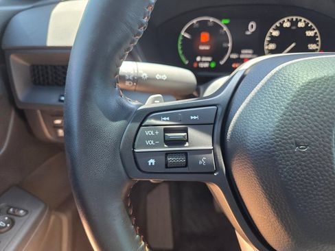 Used 2025 Honda CR-V Sport-L image 31