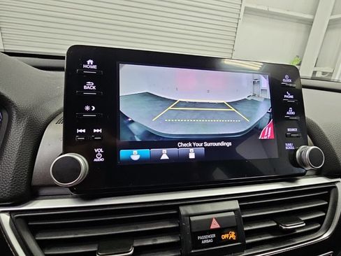 Used 2020 Honda Accord Sport image 18