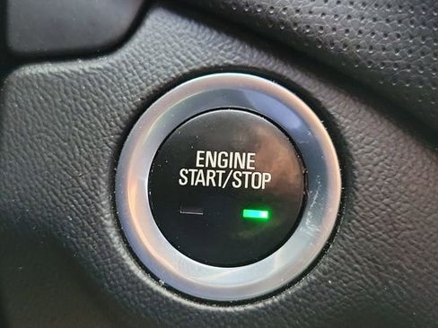 Used 2020 Chevrolet Equinox Premier image 29