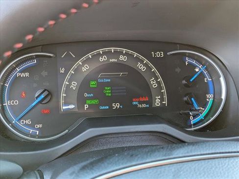 Used 2025 Toyota RAV4 SE image 11