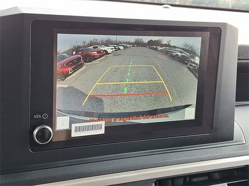 Used 2025 Toyota Tacoma SR image 17