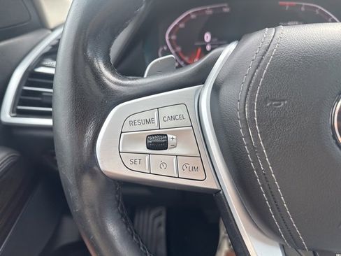 Used 2020 BMW X7 xDrive40i w/ Cold Weather Package image 36