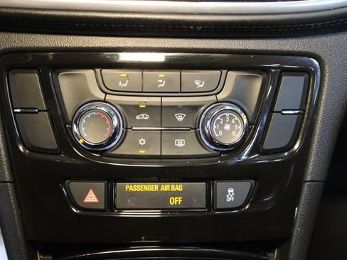 Used 2020 Buick Encore Preferred w/ Safety Package FWD image 25