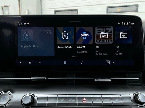 Used 2025 Hyundai Kona SEL image 31