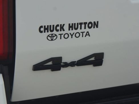 Used 2024 Toyota Tacoma TRD Sport AWD/4WD image 18