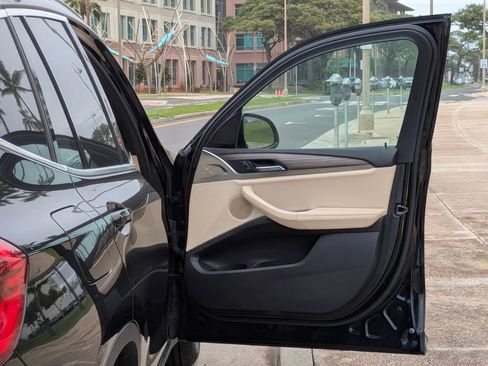Used 2019 BMW X3 sDrive30i RWD image 9