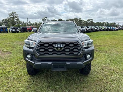 Used 2023 Toyota Tacoma TRD Off-Road AWD/4WD image 8