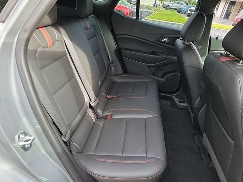 Used 2025 Chevrolet Trax RS w/ Driver Confidence Package image 24