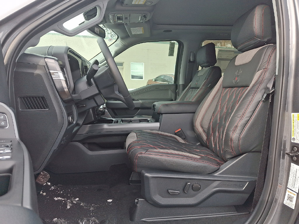 New 2026 Ford F250 Lariat w/ Black Appearance Package AWD/4WD image 6