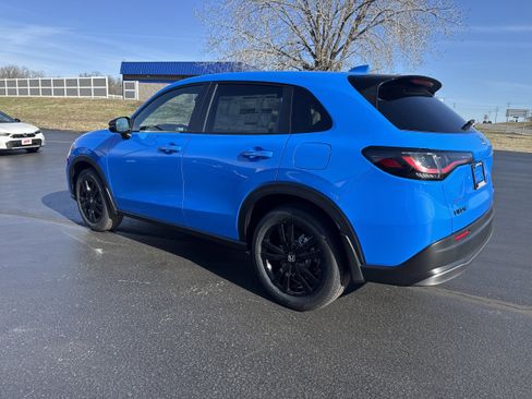 New 2026 Honda HR-V Sport image 3