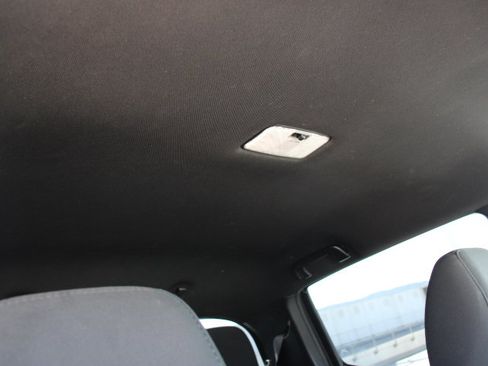 Used 2020 Toyota Tacoma TRD Sport image 22