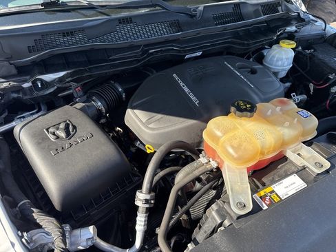 Used 2019 RAM 1500 Tradesman w/ Popular Equipment Group image 11