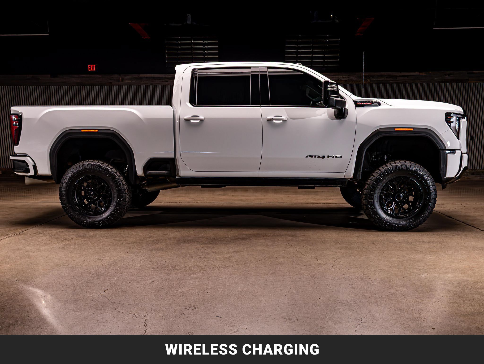 Used 2026 GMC Sierra 3500 AT4 w/ AT4 Premium Plus Package AWD/4WD image 11