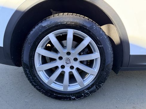 Used 2019 Porsche Cayenne image 13