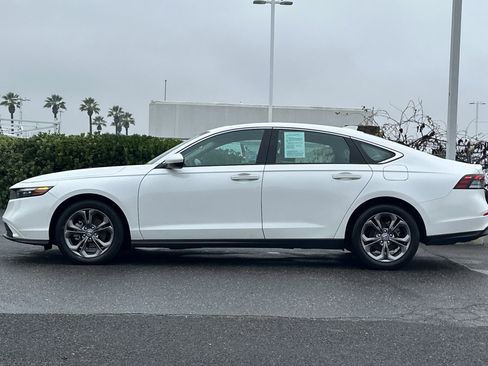 Used 2023 Honda Accord EX image 7
