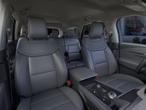 New 2026 Ford Explorer Active w/ Active Comfort Package AWD/4WD image 10