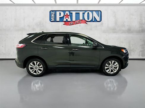 Used 2024 Ford Edge Titanium image 8