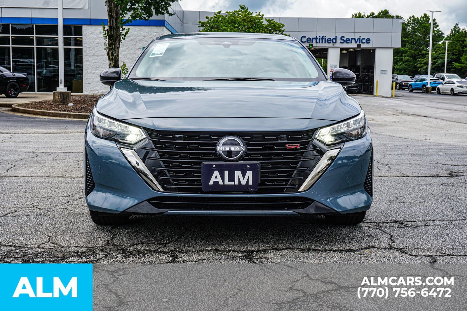 Used 2024 Nissan Sentra SR FWD image 11
