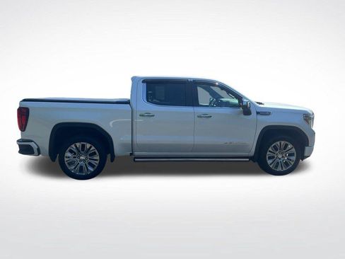 Used 2021 GMC Sierra 1500 Denali w/ Denali Ultimate Package AWD/4WD image 7
