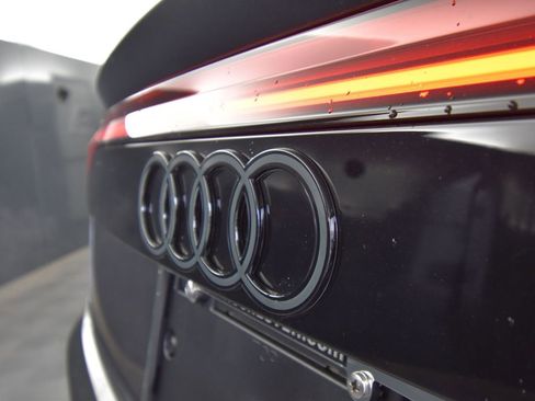 New 2026 Audi Q8 Prestige image 39