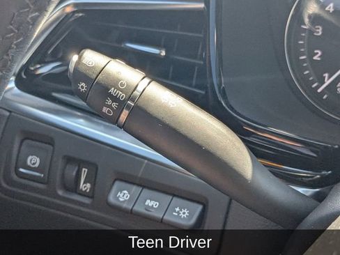 Used 2023 Cadillac XT6 Premium Luxury w/ Technology Package image 29