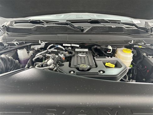 New 2026 RAM 3500 Limited w/ Towing Technology Group image 18